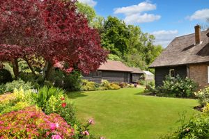 Photo 8- click for photo gallery